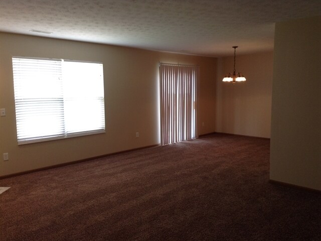 Building Photo - 1344 Crescent Ct