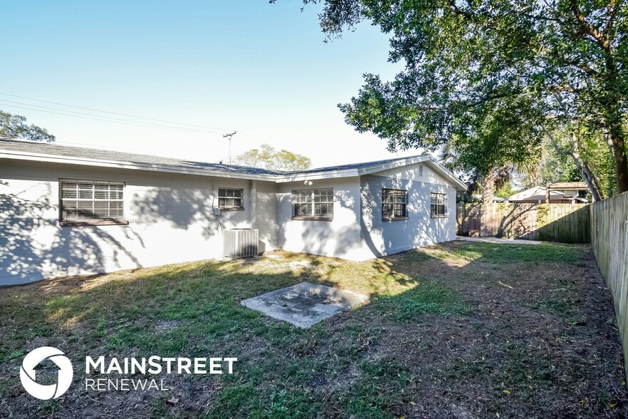 Building Photo - 3610 W Leila Ave