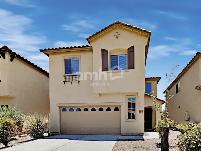 Building Photo - 576 E Calle De Ocaso