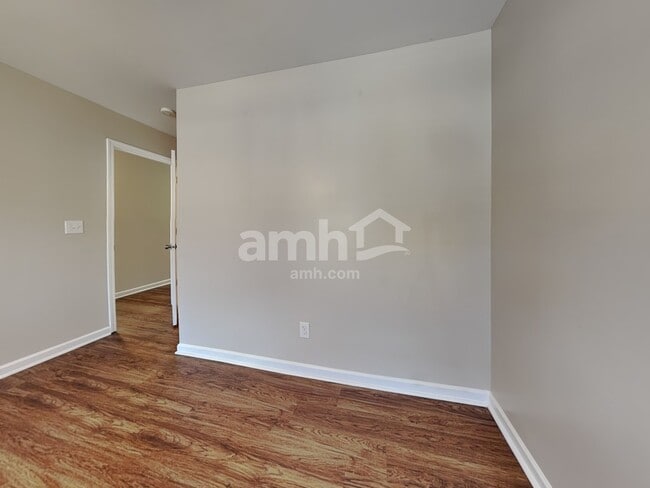 Building Photo - 15709 Lakepoint Forest Dr