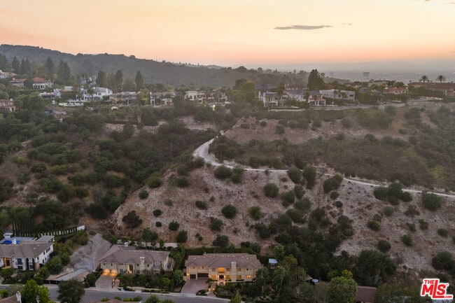 Building Photo - 3697 Benedict Canyon Ln