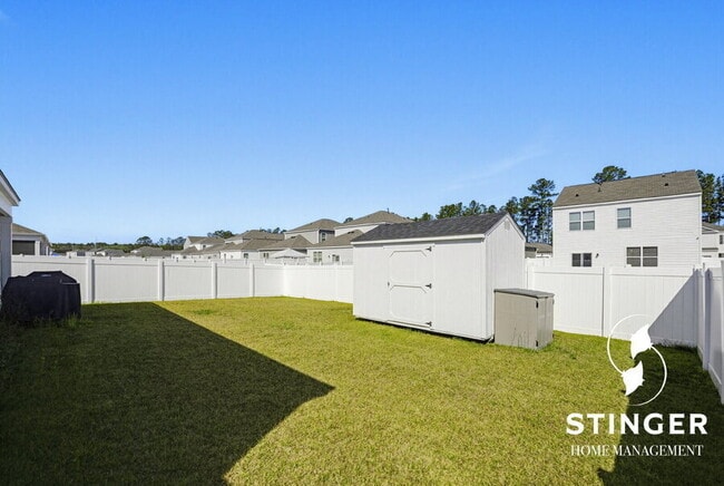 Building Photo - 334 Sanctuary Dr