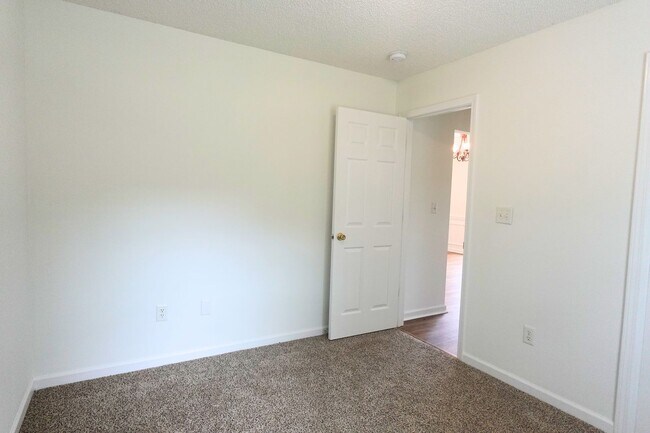 Building Photo - Available Soon!