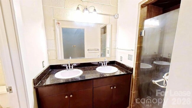 Building Photo - 800 Academy St