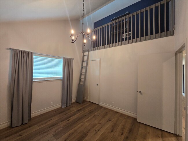 Building Photo - 13014 Lazdins Cir
