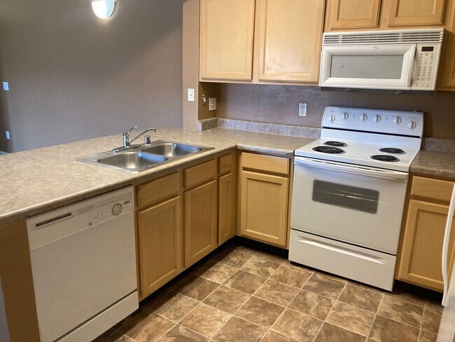 Building Photo - 200 Talus Way