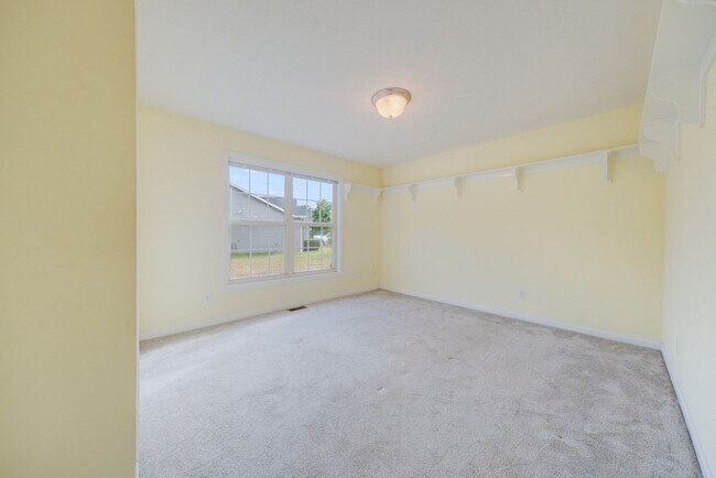 Building Photo - 4 Bed / 3 Bath ranch home