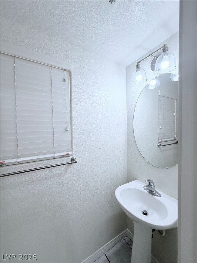 Building Photo - 7290 Linaria Rd