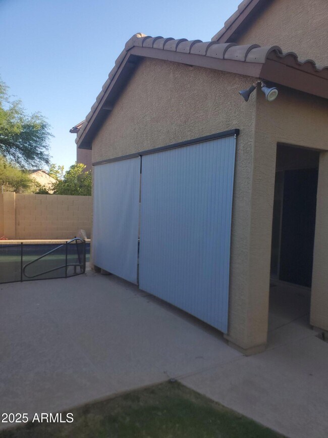 Building Photo - 26111 N 67th Dr