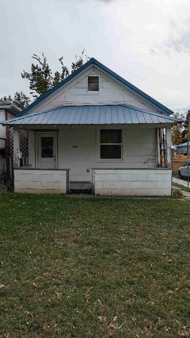 Building Photo - 1010 4th Ave S