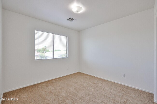 Building Photo - 14584 W Watson Ln