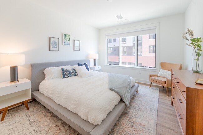 Building Photo - 604 Frank E Rodgers Blvd S