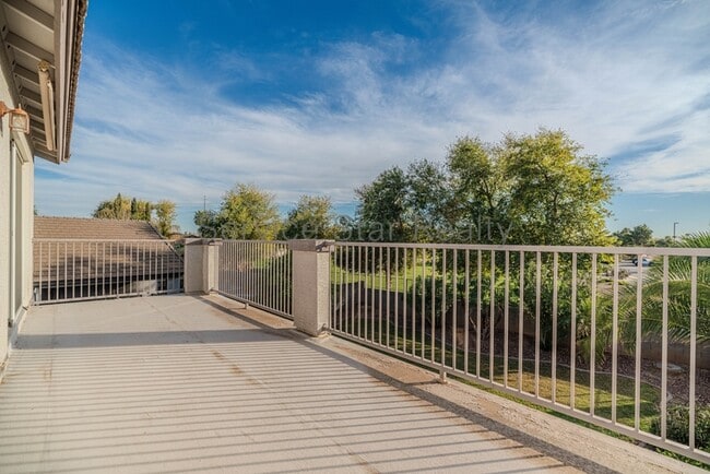 Building Photo - 3616 S Arroyo Ln