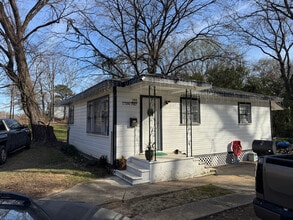 Building Photo - 235 E Olive St