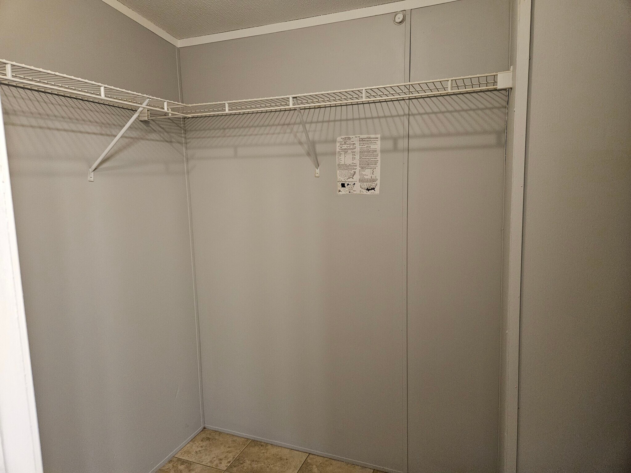 Building Photo - 71 Lynnwood Cir