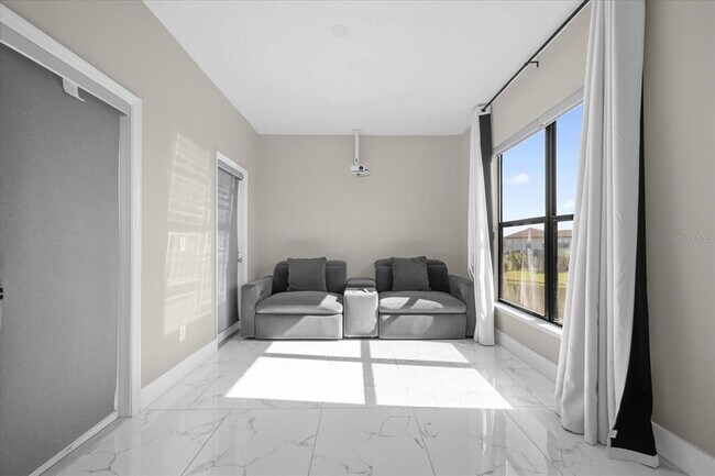 Building Photo - 9657 Moss Rose Way