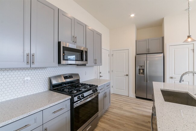 Building Photo - Luxury Northern Liberties Condo