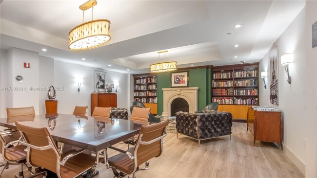 Building Photo - 17555 Collins Ave