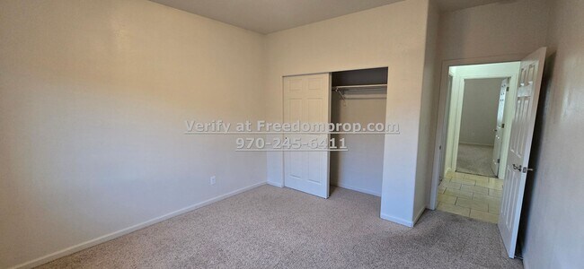 Building Photo - Newer 4 Bedroom 2 Bath Fruita