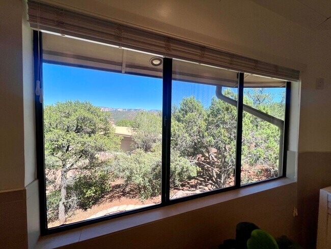Building Photo - Furnished, 1-Year Long-Term Rental
