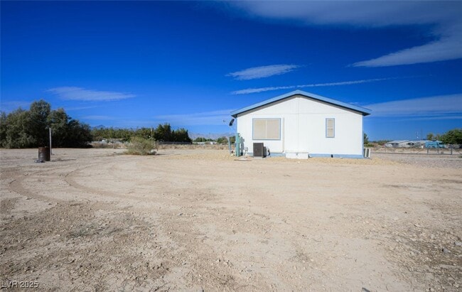 Building Photo - 4101 Paiute Blvd