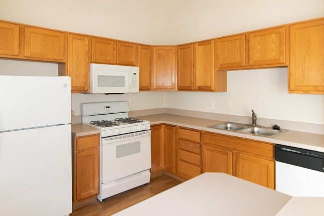 Building Photo - 7505 Calderon Ct