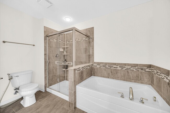 Building Photo - 57 Margaret Dr