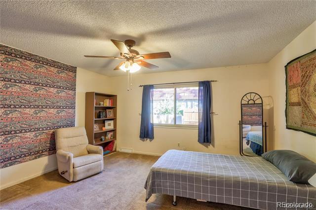 Building Photo - 1494 S Salem Way