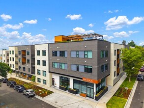 Building Photo - Ridian