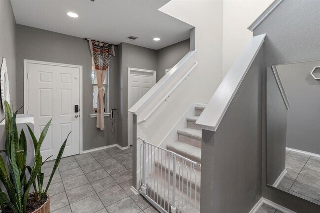 Building Photo - 10904 Roderick Lawson Ln