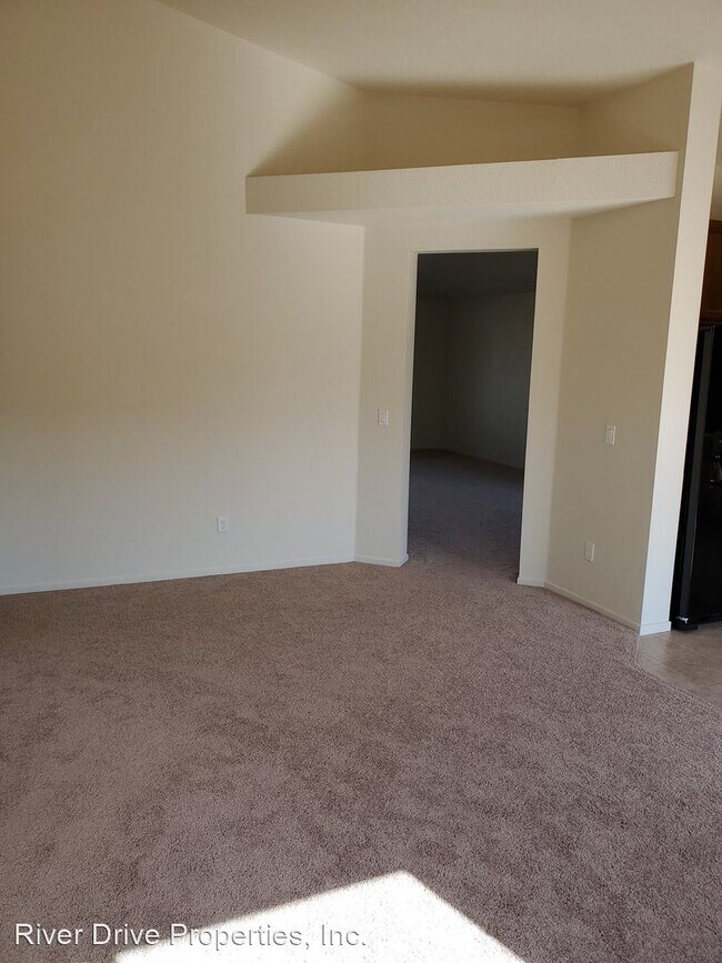 Building Photo - 3 br, 2 bath House - 224 Rhianon Ct