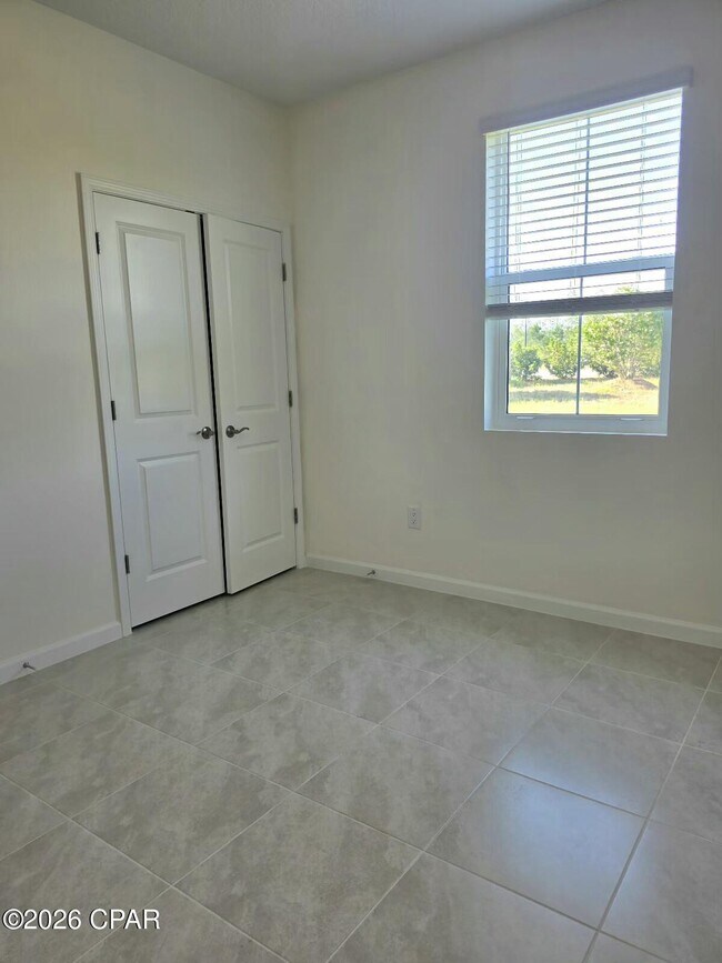 Building Photo - 8964 Parrot Pl