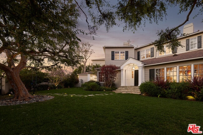 Building Photo - 12523 Helena St