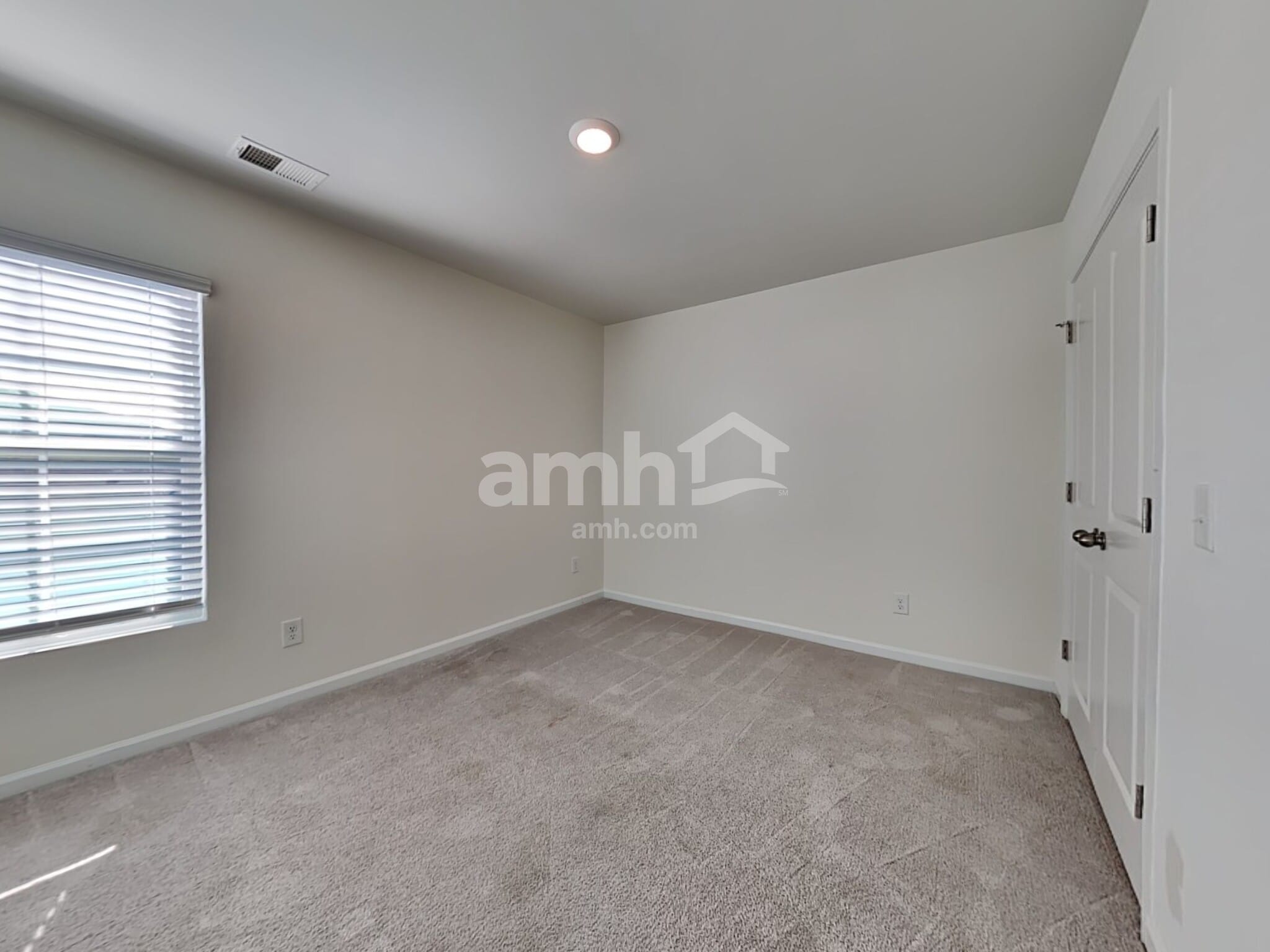 Building Photo - 486 Spanish Wells Rd