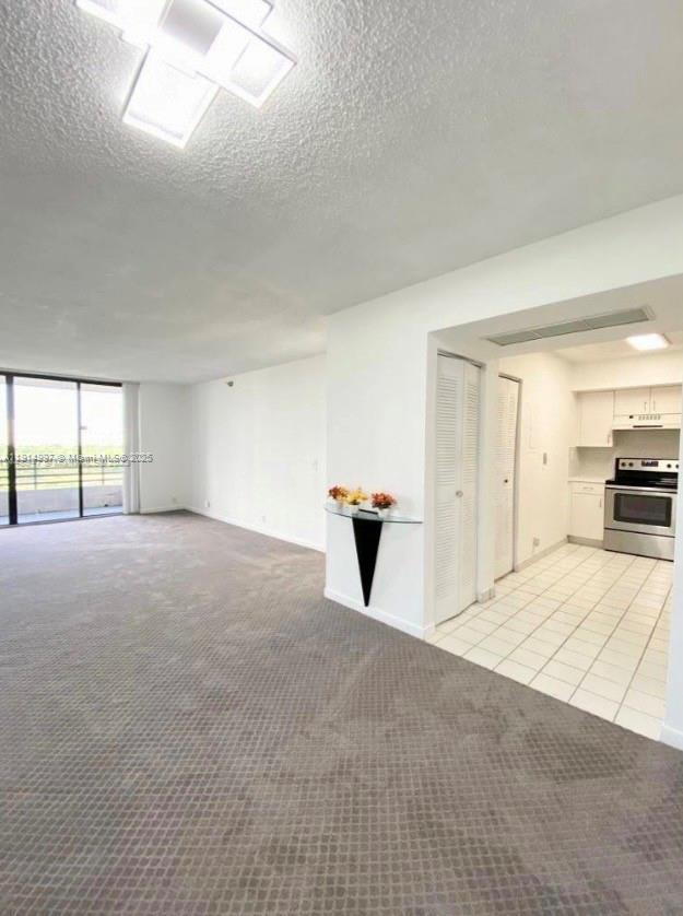 Building Photo - 3300 NE 191st St