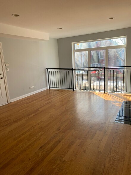 dining room duplex view - 2327 S Sawyer Ave