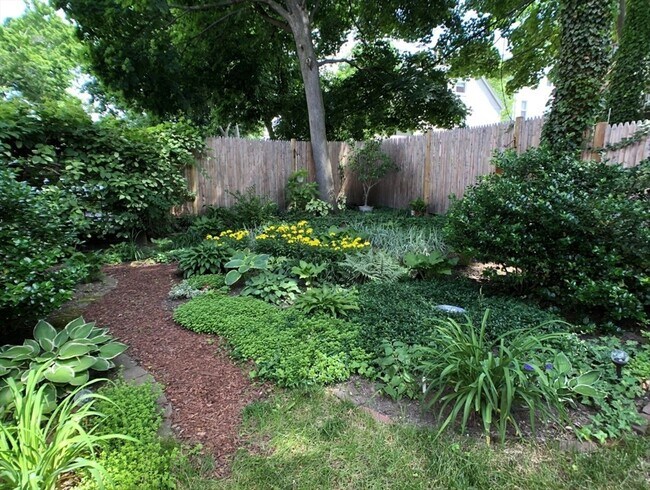 Building Photo - 28 Goldsmith St