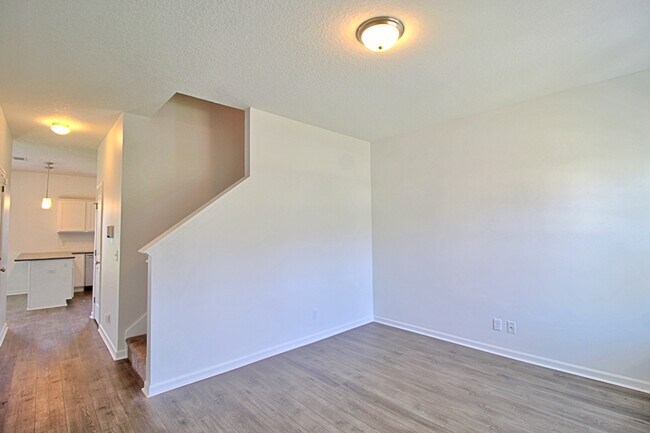 Building Photo - 171 Brightleaf Cir