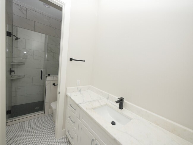 Building Photo - 7350 Cayton St
