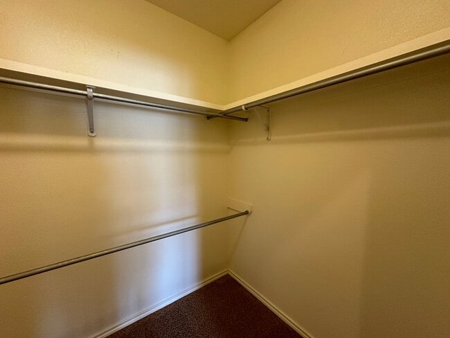 Building Photo - 4422 105th St