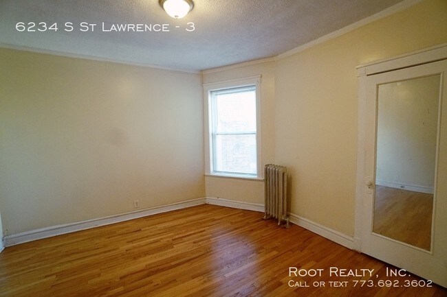 Building Photo - 6234 S St Lawrence