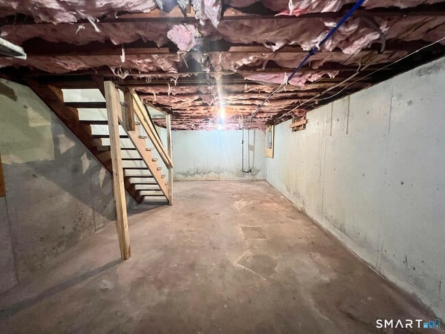 Building Photo - 34 Norman St