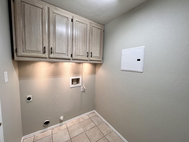 Building Photo - 2805 Yorkfield Ct