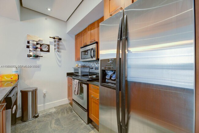 Building Photo - 4100 Salzedo St