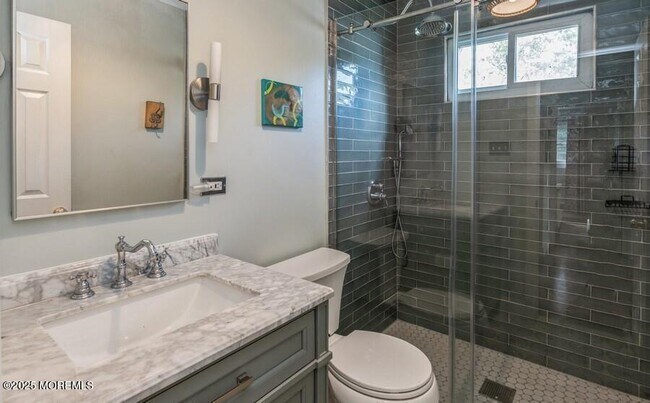 Building Photo - 24 Layton Ave