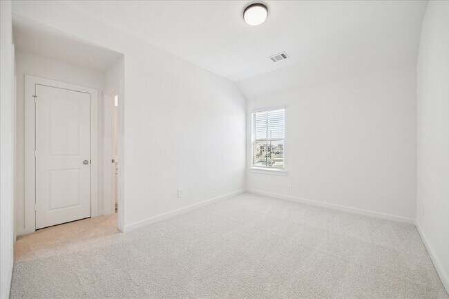 Building Photo - 29802 Ellwood Ln