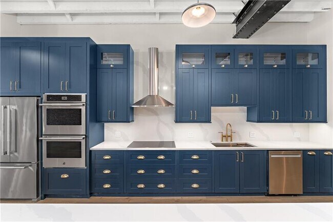 Building Photo - 915 Liberty Ave