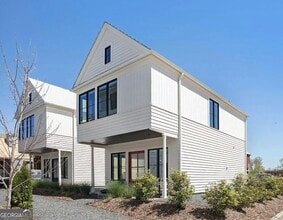 Building Photo - 167 Ravenhurst Ln