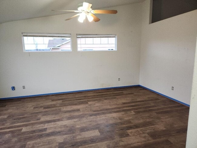 Building Photo - 3bedroom 2bath House