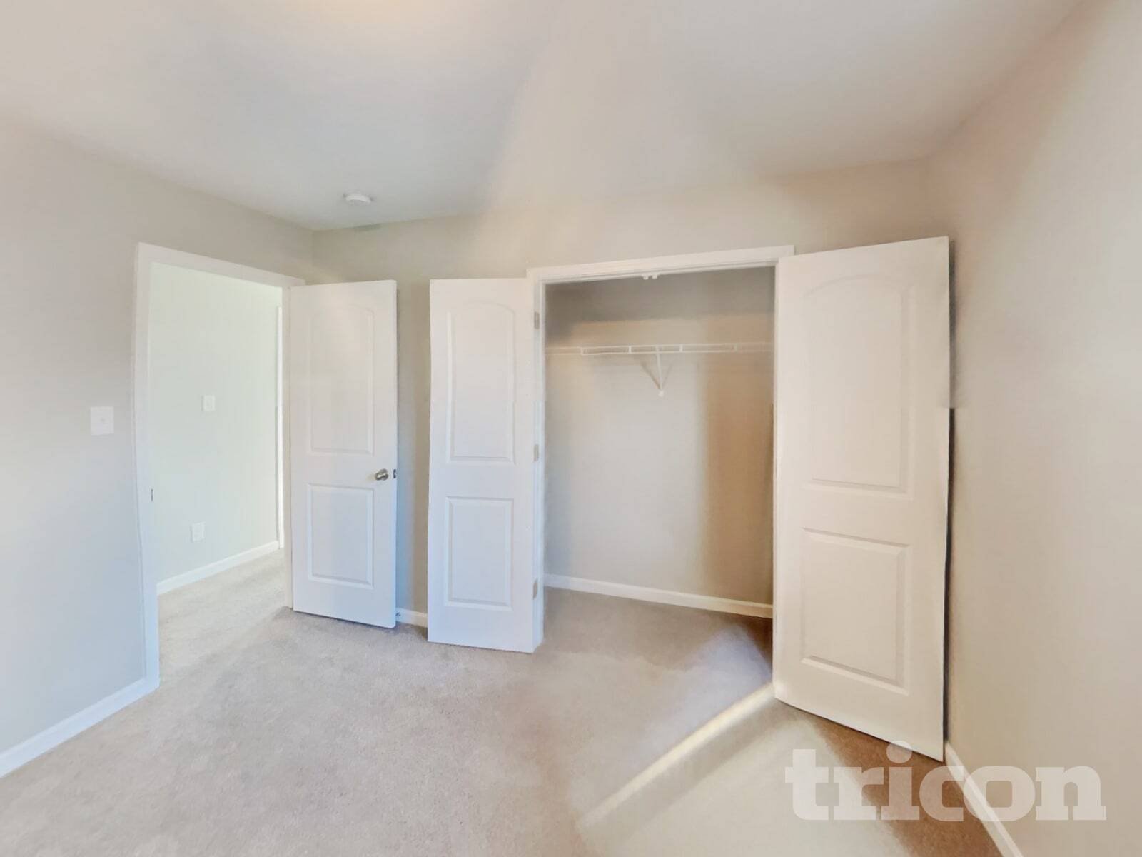 Building Photo - 3719 Burdette Wy.